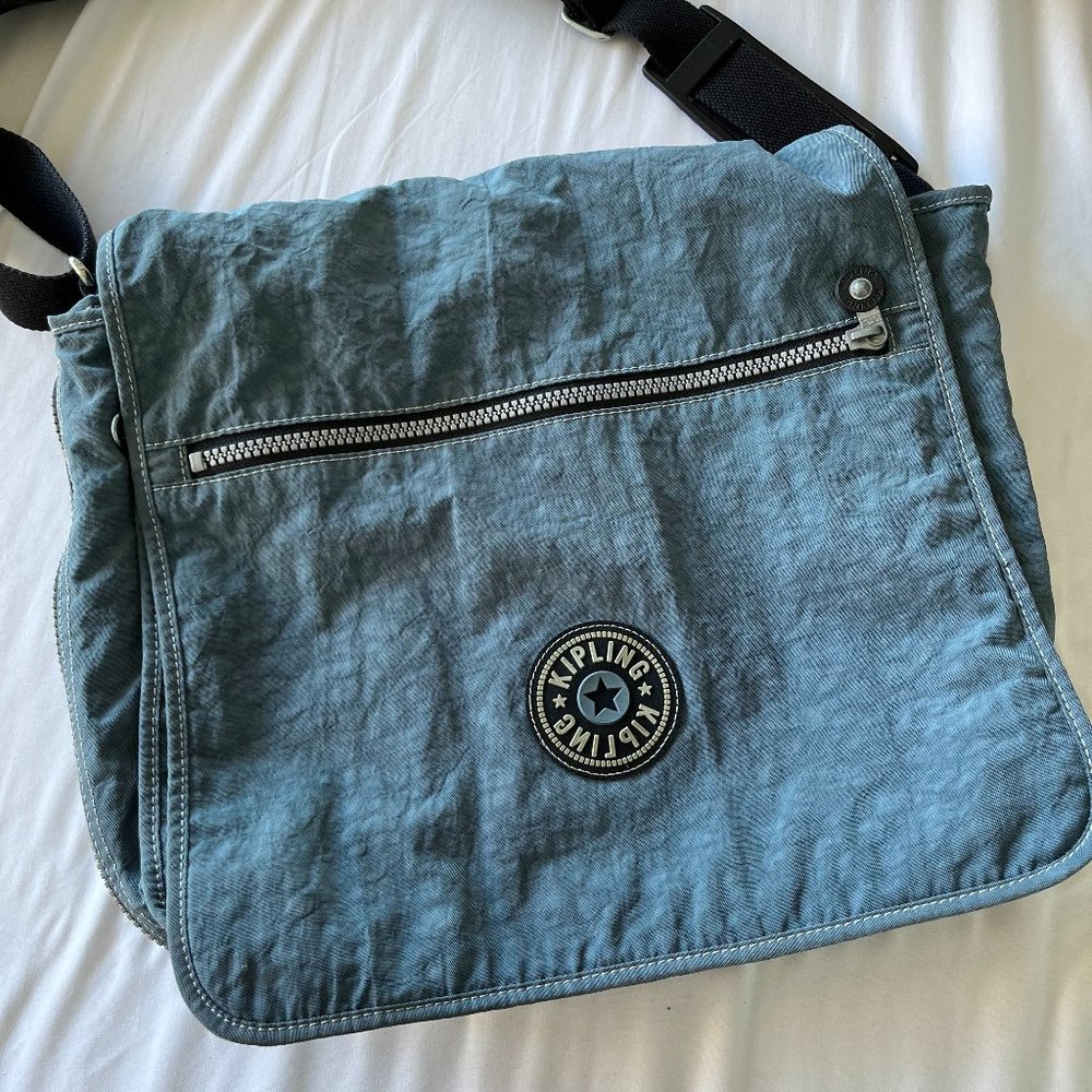 Kipling Blue Messenger / Crossbody Bag